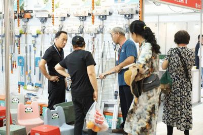 中國(guó)全品類日用百貨博覽會(huì)暨廊坊工廠百貨展成功舉辦，助力產(chǎn)業(yè)升級(jí)與消費(fèi)活力